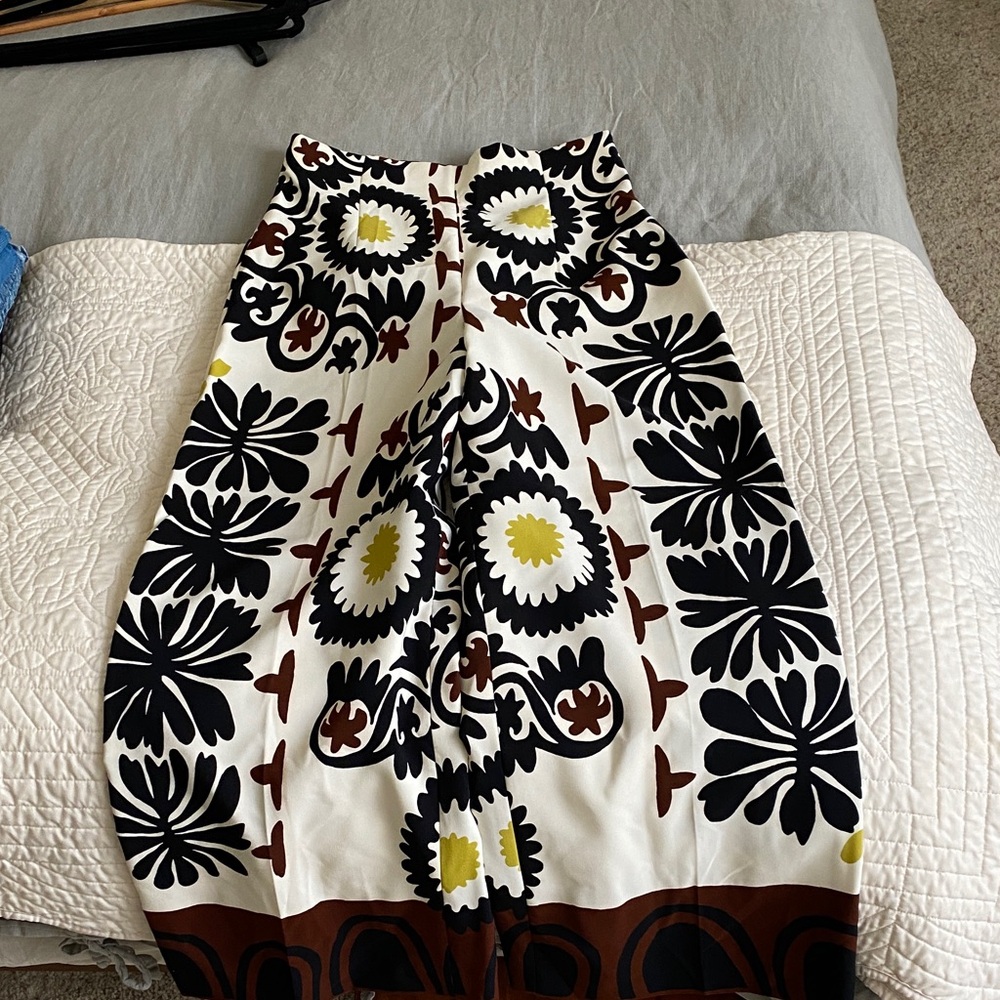 Floral Black and White pants